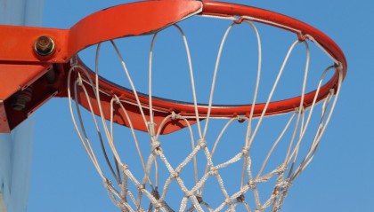 曝曾凡博将签篮网！不算托马斯大名单已19人 17+2名单还存1双向名额